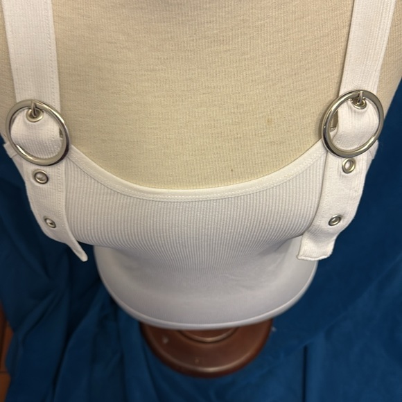 fct basics White Ribbed Tank Top with Silver Accents size large - Picture 3 of 4